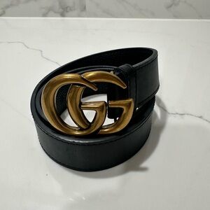Luxurious Black Belt Gucci
